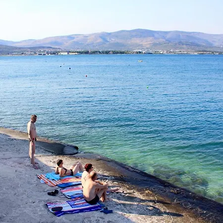 Apartments By The Sea Arbanija, Ciovo - 10347