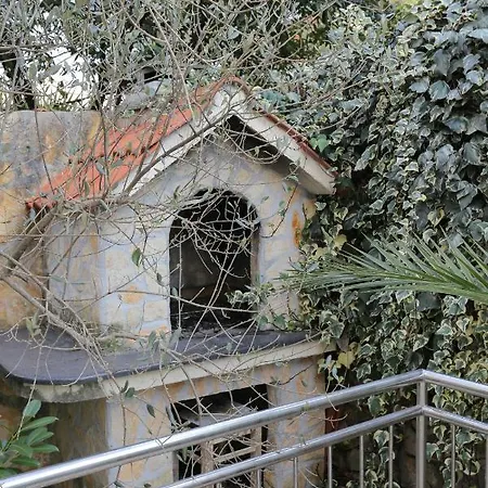 Apartments By The Sea Arbanija, Ciovo - 10347 Trogir