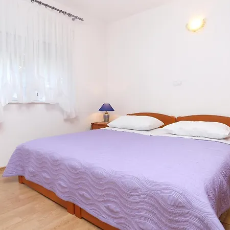 Apartments By The Sea Arbanija, Ciovo - 10347