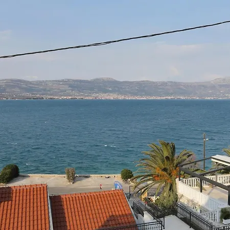 Apartments By The Sea Arbanija, Ciovo - 10347