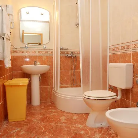 Apartments By The Sea Arbanija, Ciovo - 10347