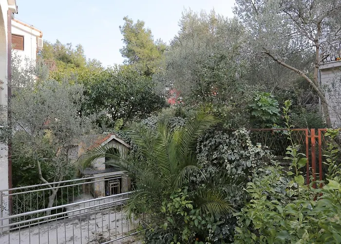 Apartments By The Sea Arbanija, Ciovo - 10347 Apartment *